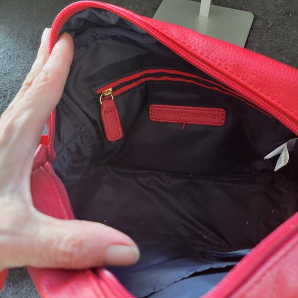 Tommy Hilfiger red leather purse Bag Crossbody - Picture 9 of 14